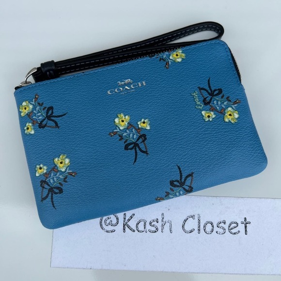 Coach Corner Zip Wristlet With Bow Floral Print - Picture 2 of 5